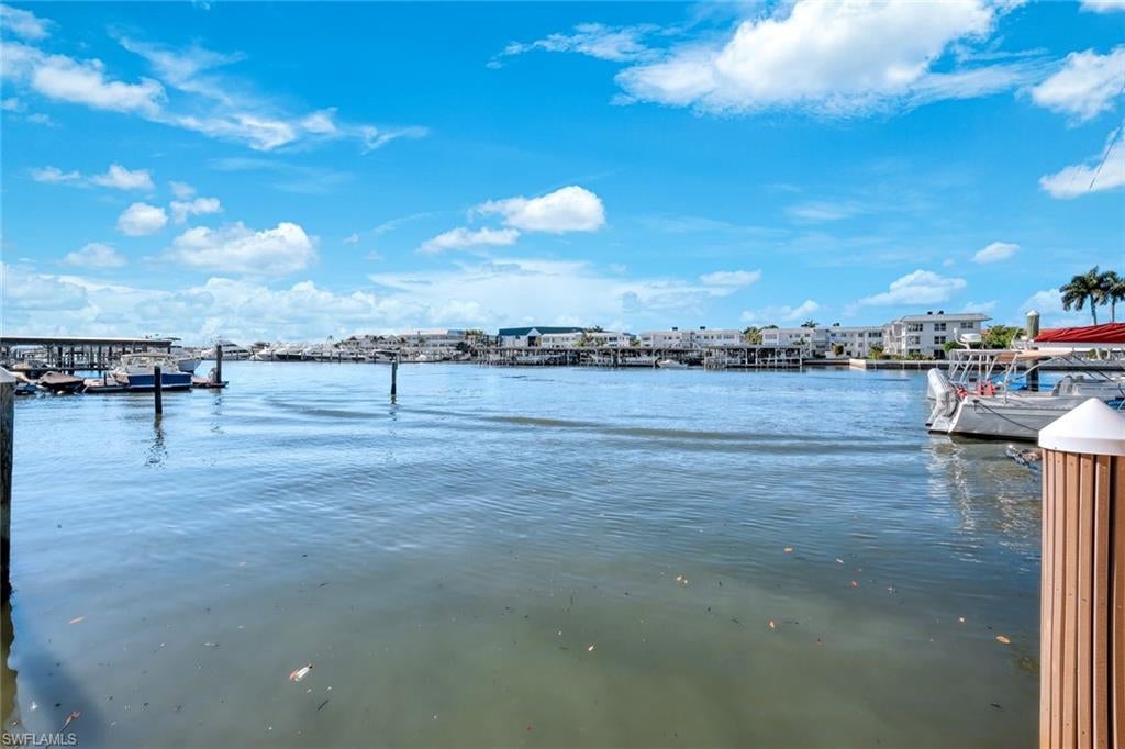 NAPLES BAY CLUB - Residential