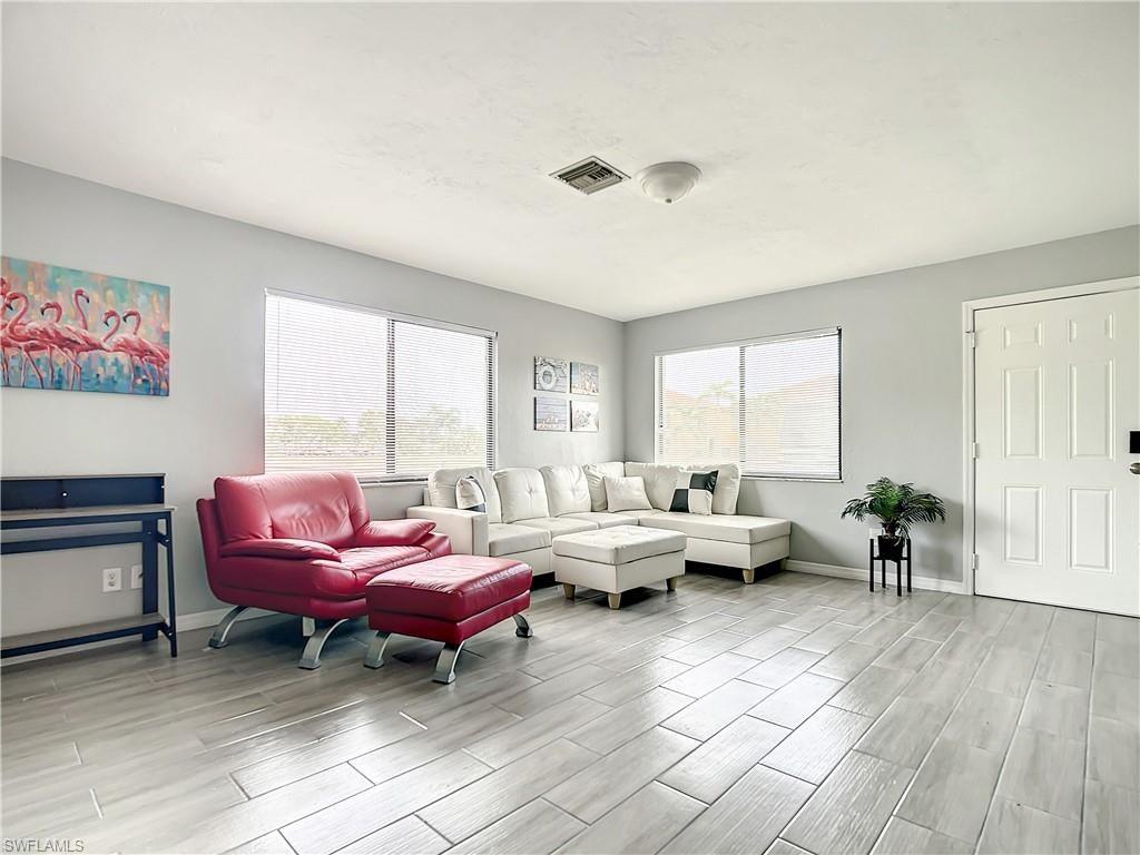 CAPE CORAL - Residential Lease