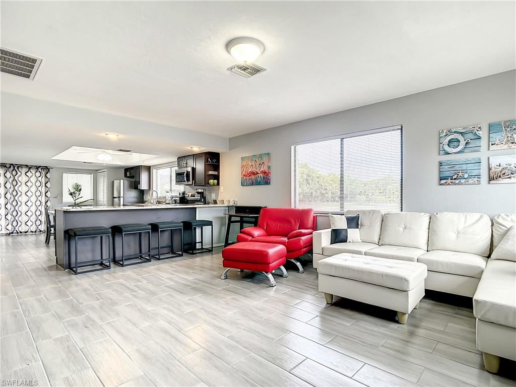CAPE CORAL - Residential Lease
