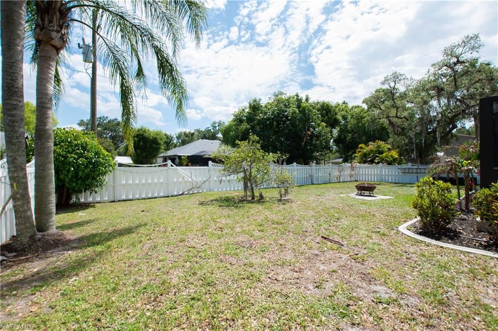 DAUGHTREYS CREEK - Residential