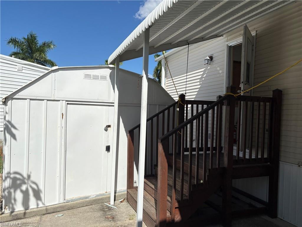 FORT MYERS BEACH CAMPGROUND - Residential