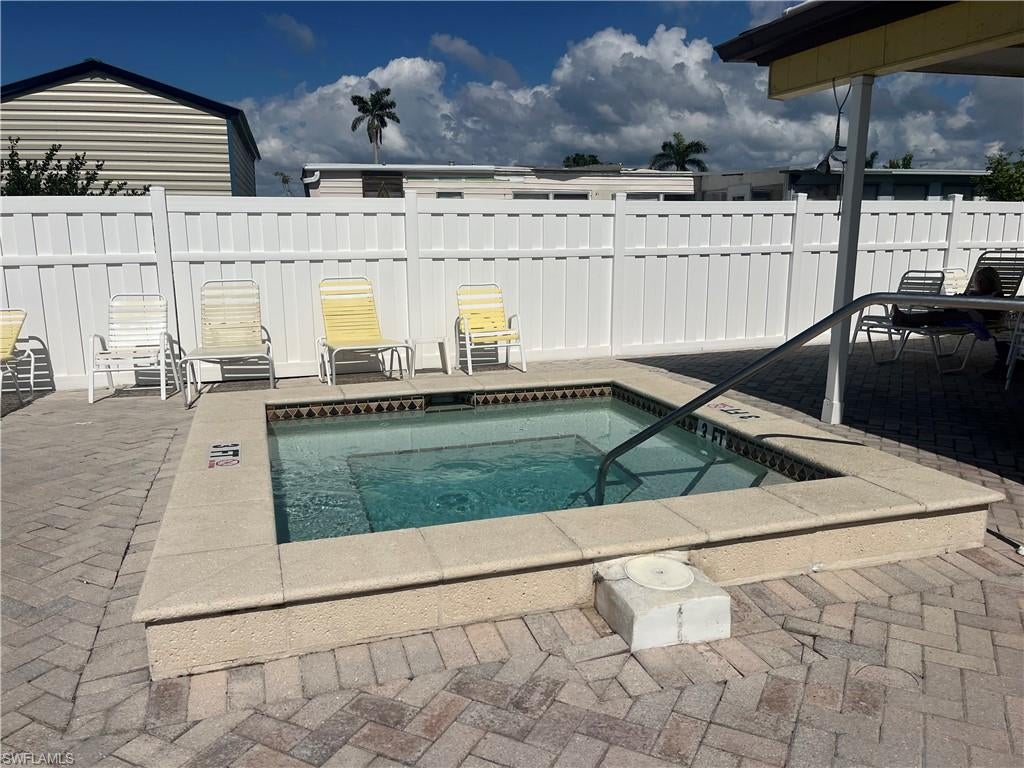 FORT MYERS BEACH CAMPGROUND - Residential