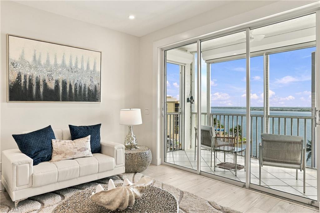 CASA MARINA - Residential