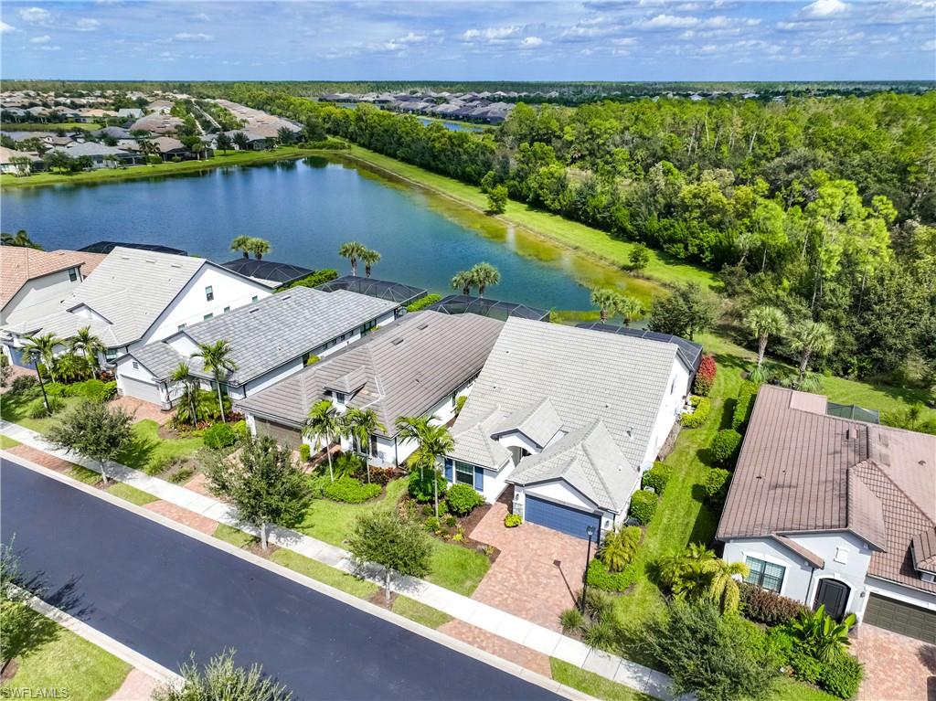 WINDING CYPRESS - Residential