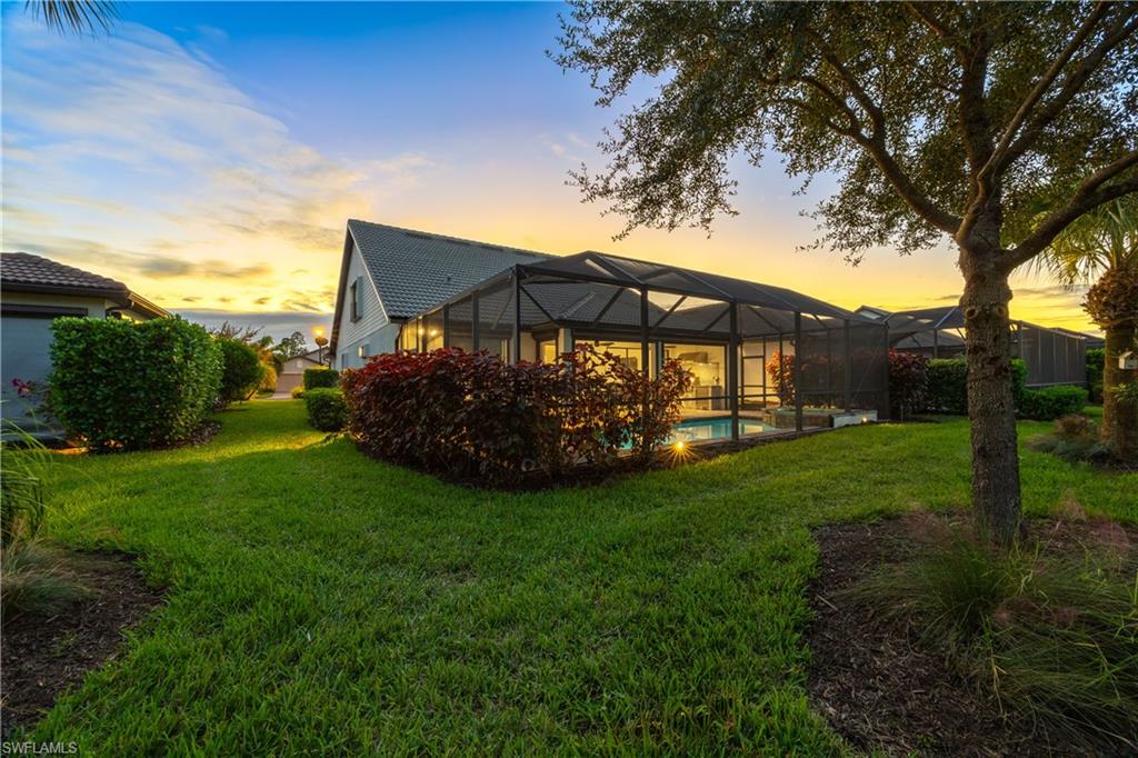 WINDING CYPRESS - Residential