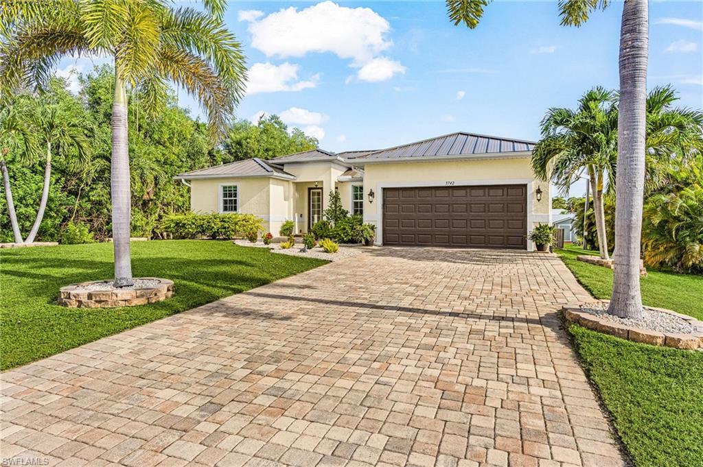TROPICAL HOMESITES - Residential
