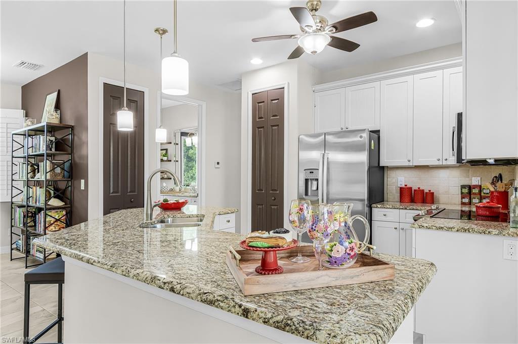 TROPICAL HOMESITES - Residential