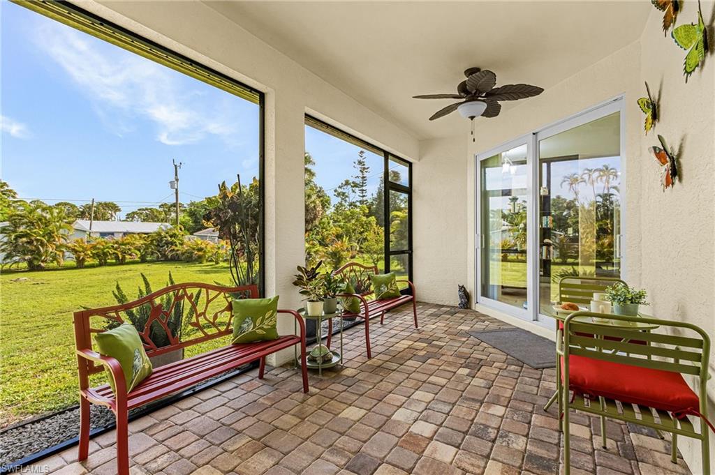TROPICAL HOMESITES - Residential