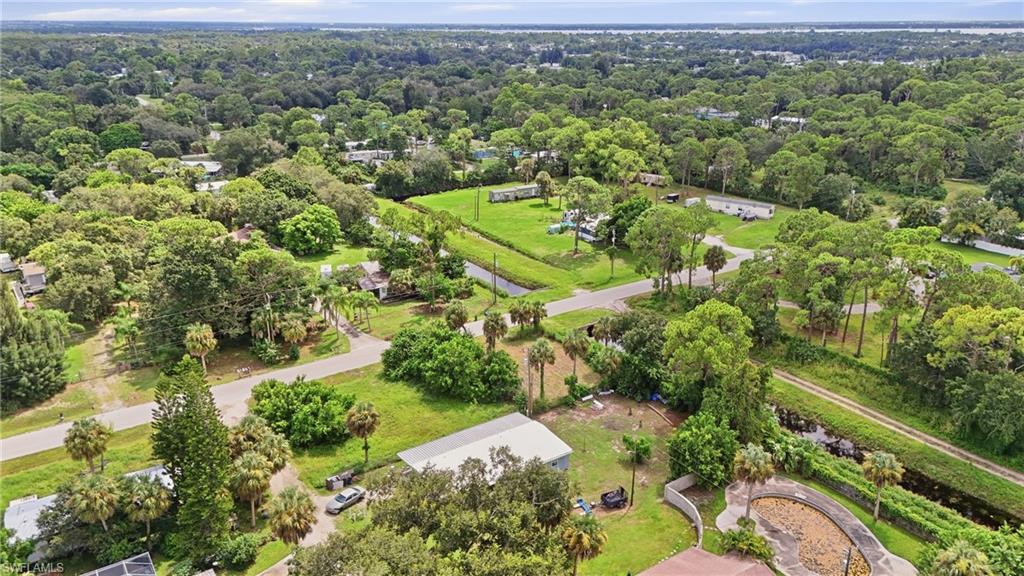 SUNCOAST ESTATE - Land