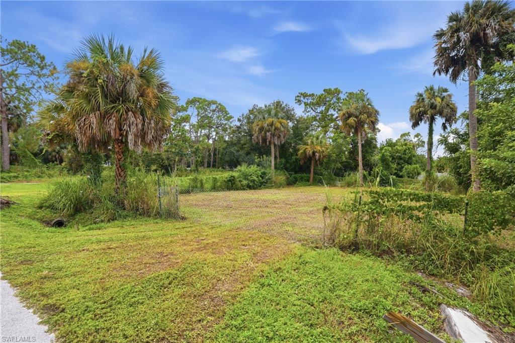 SUNCOAST ESTATE - Land