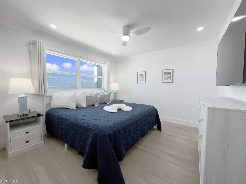 GATEWAY VILLAS - Residential