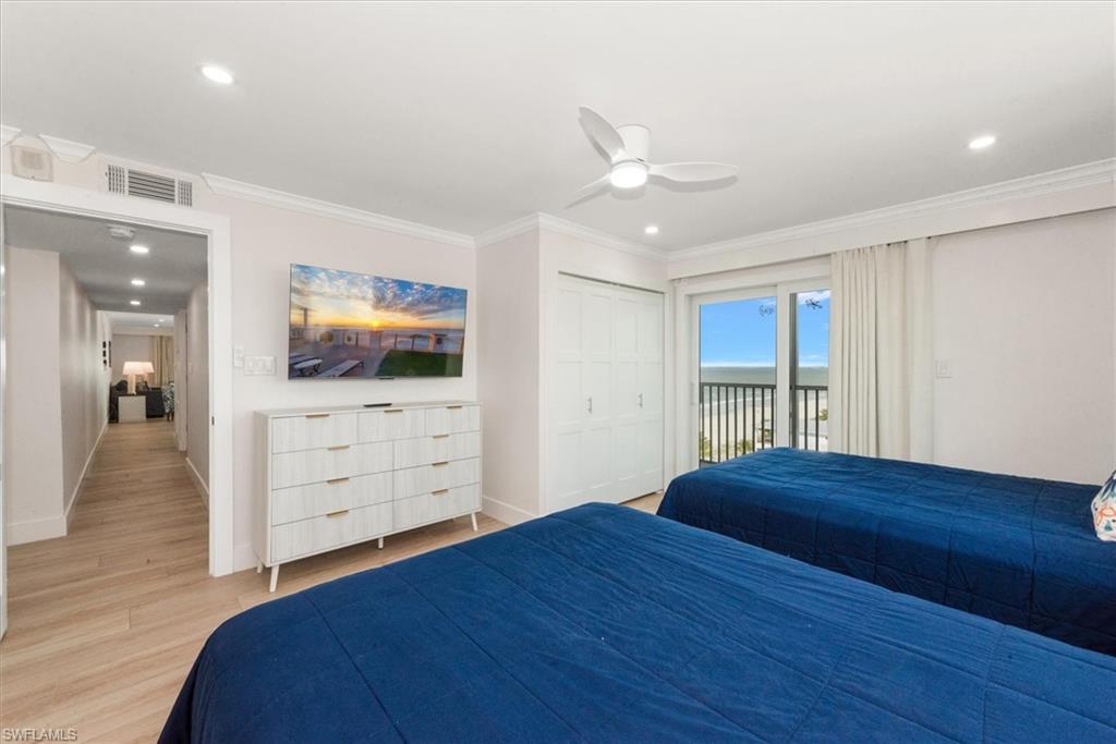 GATEWAY VILLAS - Residential