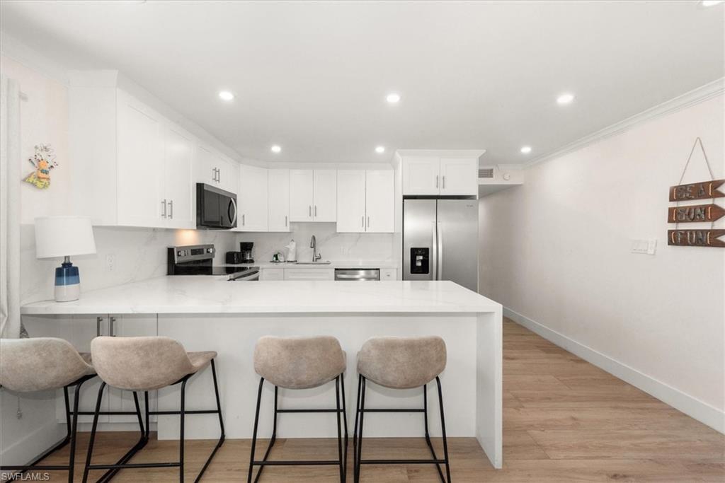 GATEWAY VILLAS - Residential