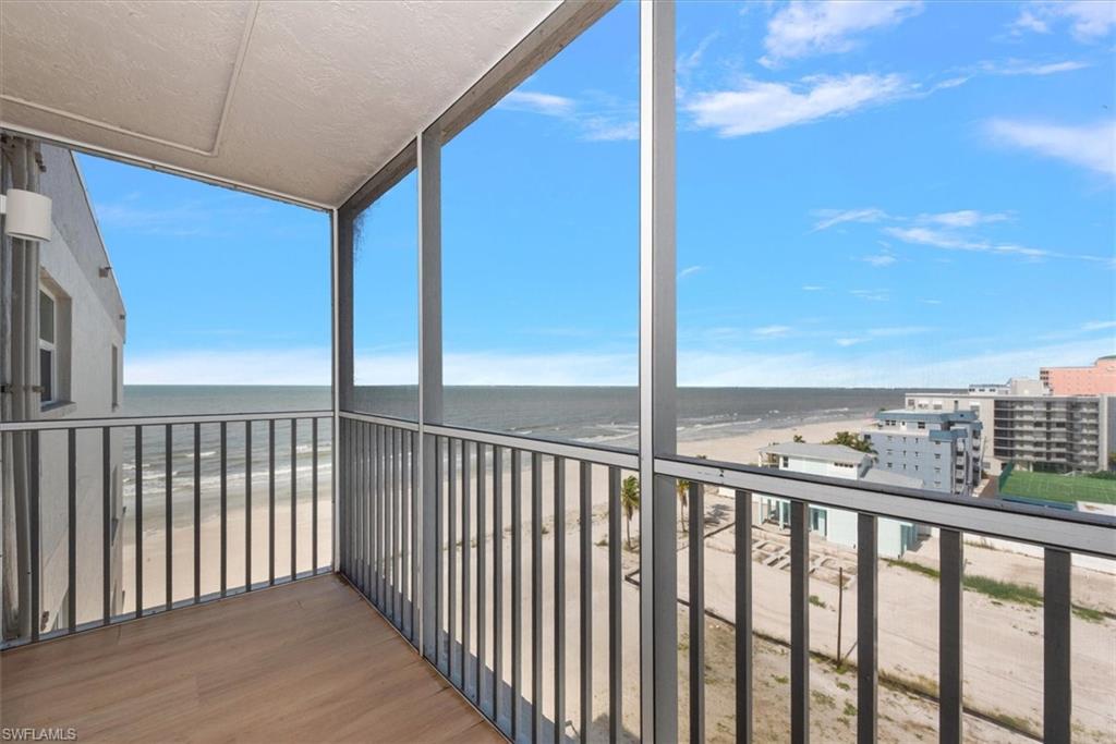 GATEWAY VILLAS - Residential