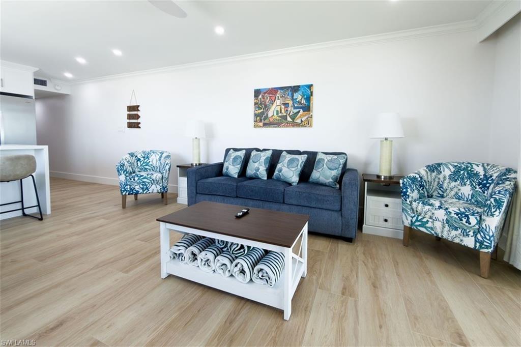 GATEWAY VILLAS - Residential