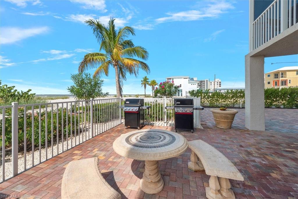 GATEWAY VILLAS - Residential