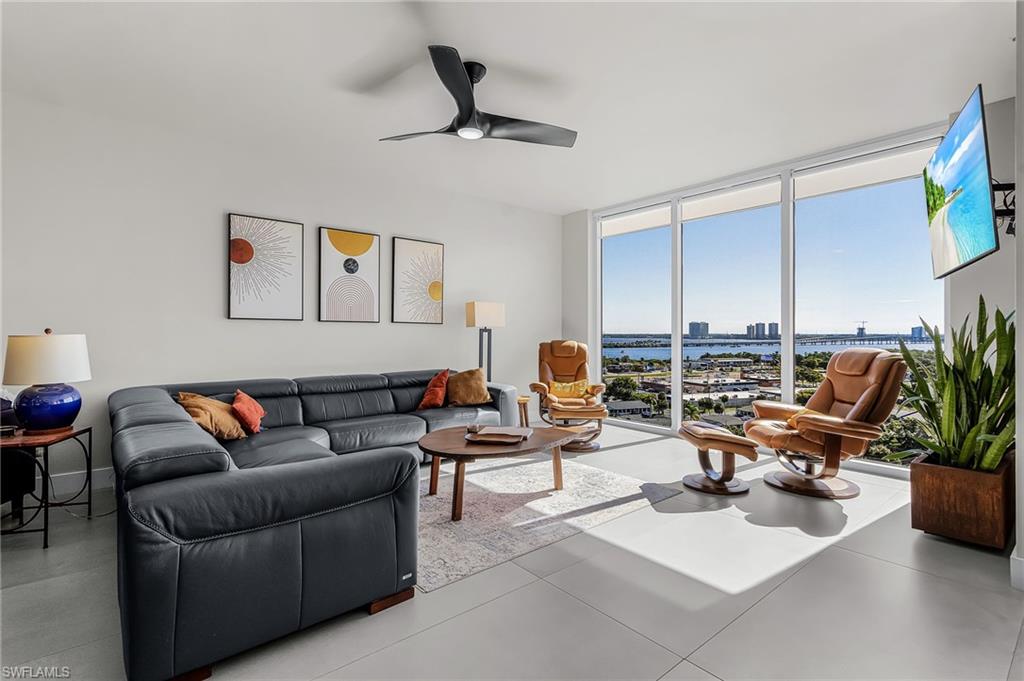 NORTH STAR YACHT CLUB - Residential