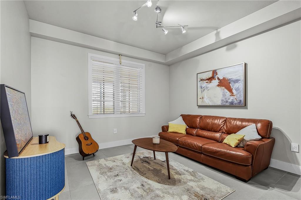 NORTH STAR YACHT CLUB - Residential