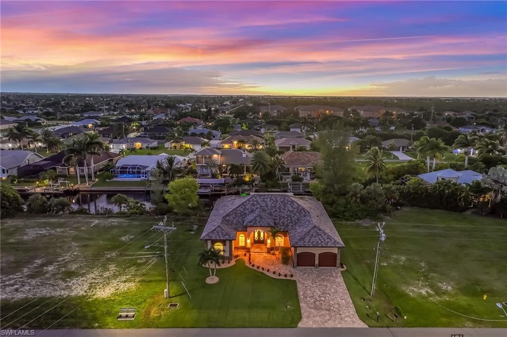 CAPE CORAL - Residential