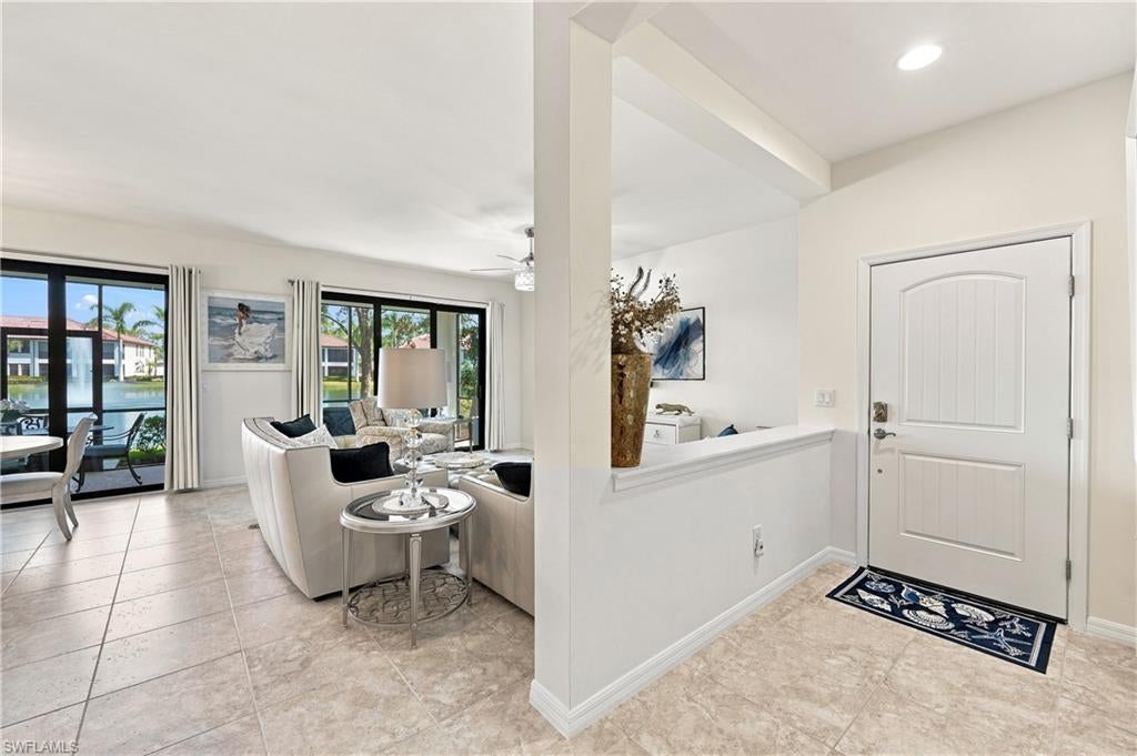 COACH HOMES AT LIVINGSTON LAKES - Residential Lease