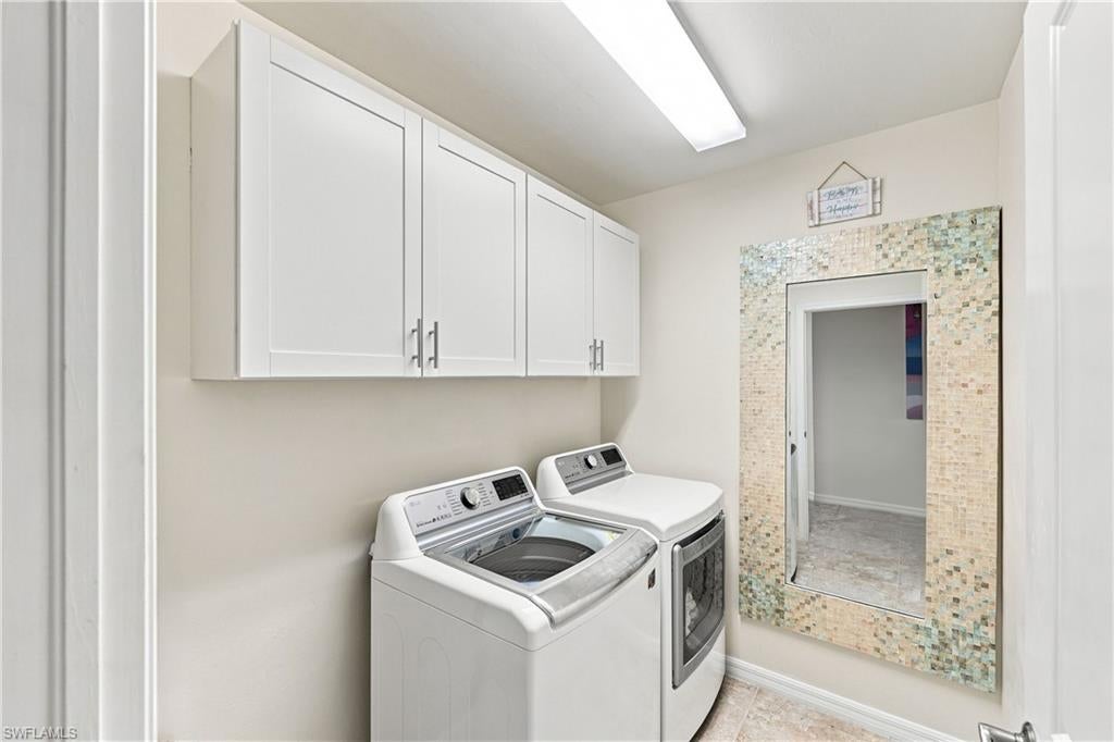 COACH HOMES AT LIVINGSTON LAKES - Residential Lease