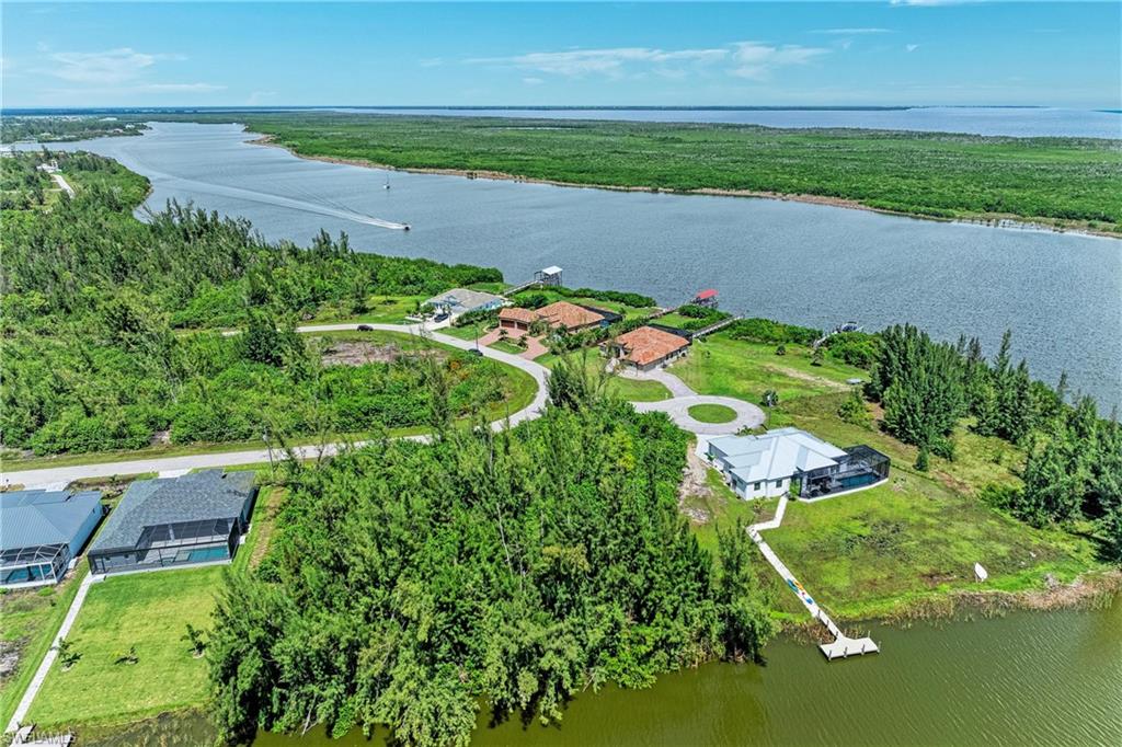 SOUTH GULF COVE - Residential