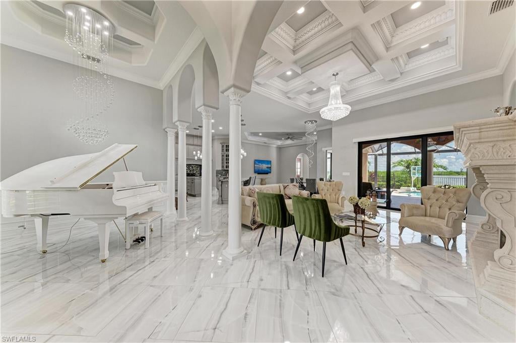 SOUTH GULF COVE - Residential