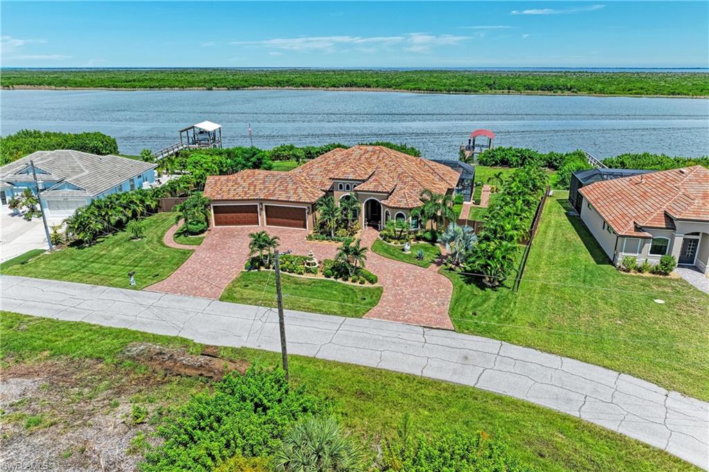 SOUTH GULF COVE - Residential
