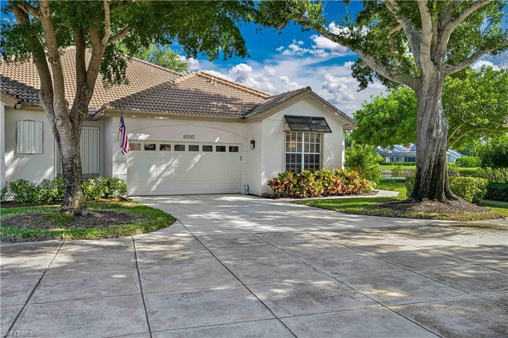 FAIRWAY BEND VILLAGE - Residential