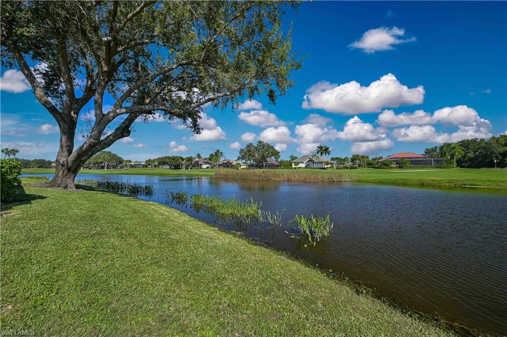 FAIRWAY BEND VILLAGE - Residential