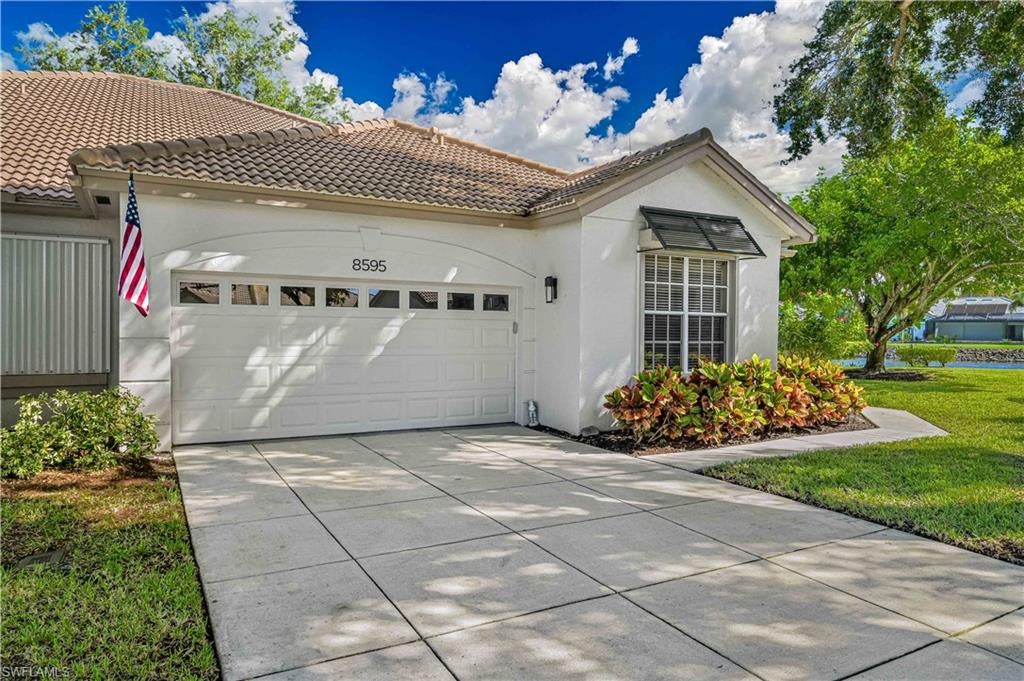 FAIRWAY BEND VILLAGE - Residential