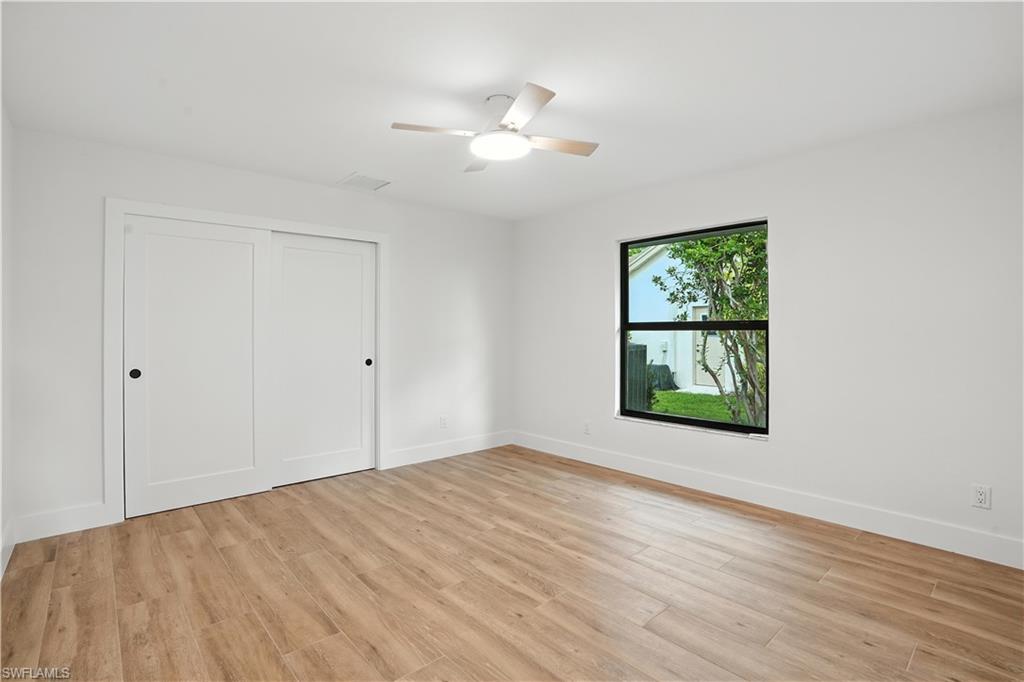 LONGSHORE LAKE - Residential