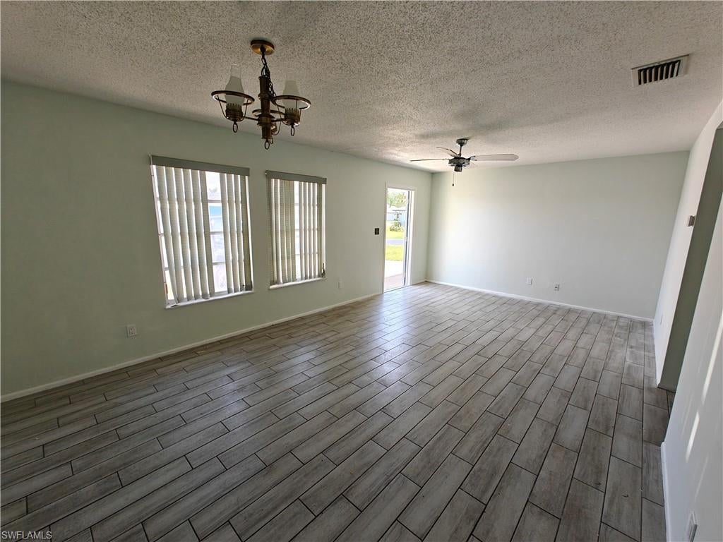 ORANGE GROVE PARK - Residential