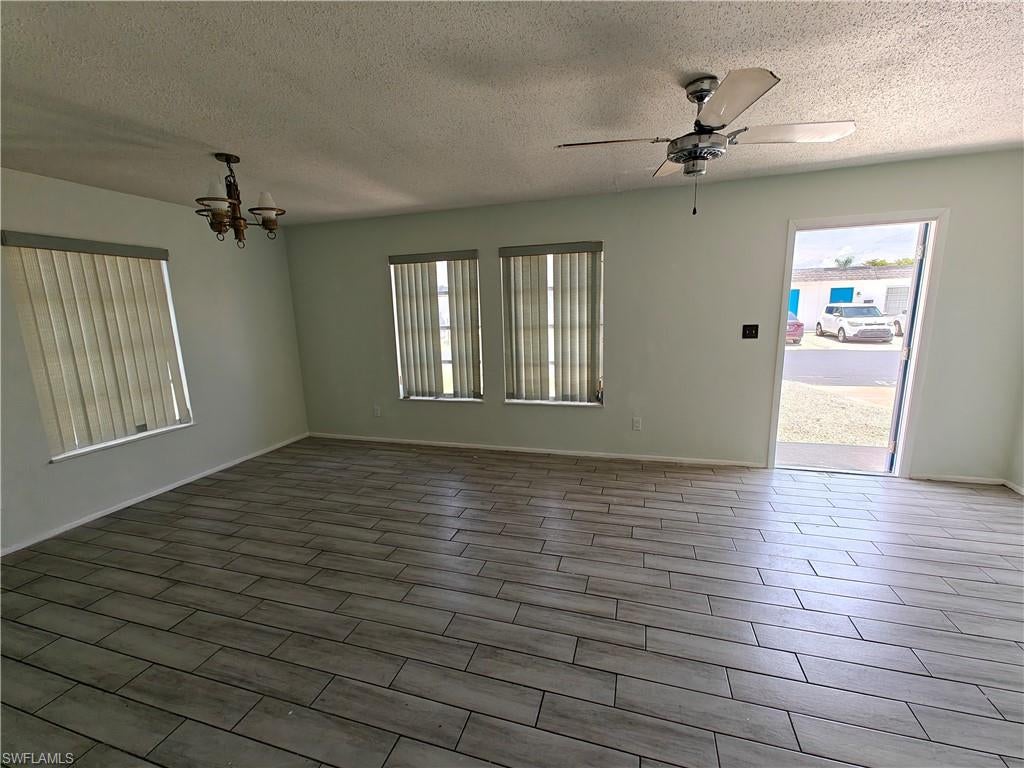 ORANGE GROVE PARK - Residential