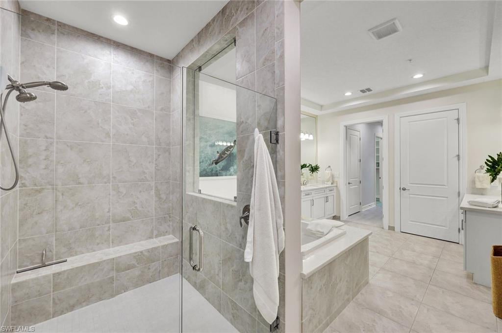 REGATTA LANDING - Residential