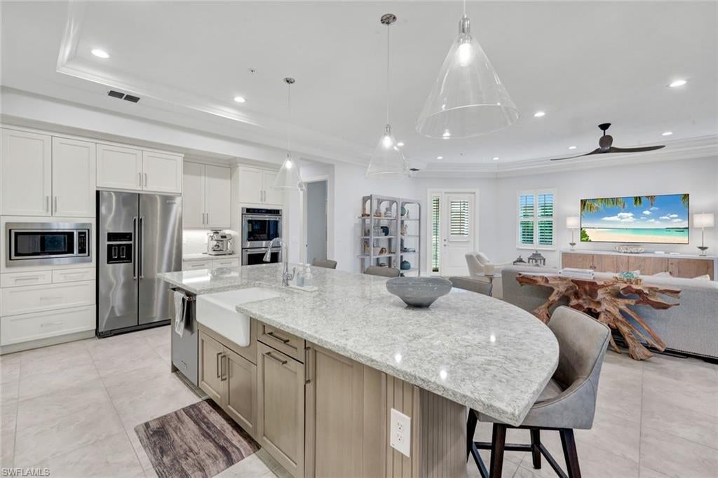REGATTA LANDING - Residential