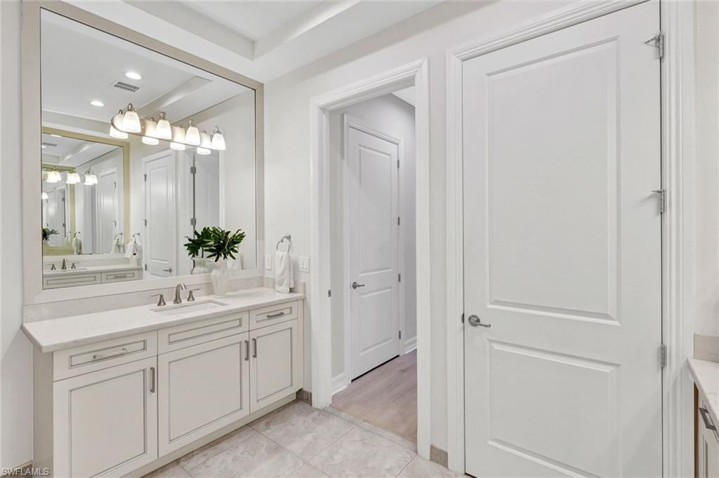 REGATTA LANDING - Residential