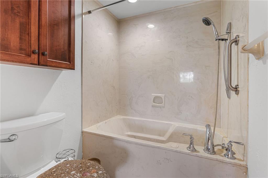 SANDY PINES - Residential