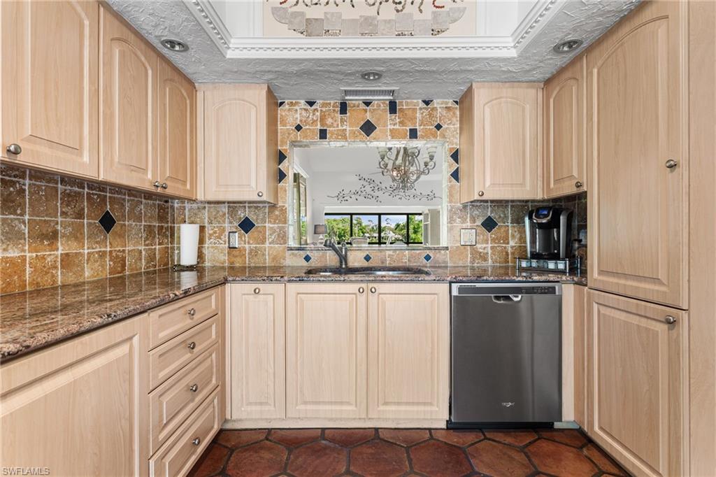 SANDY PINES - Residential
