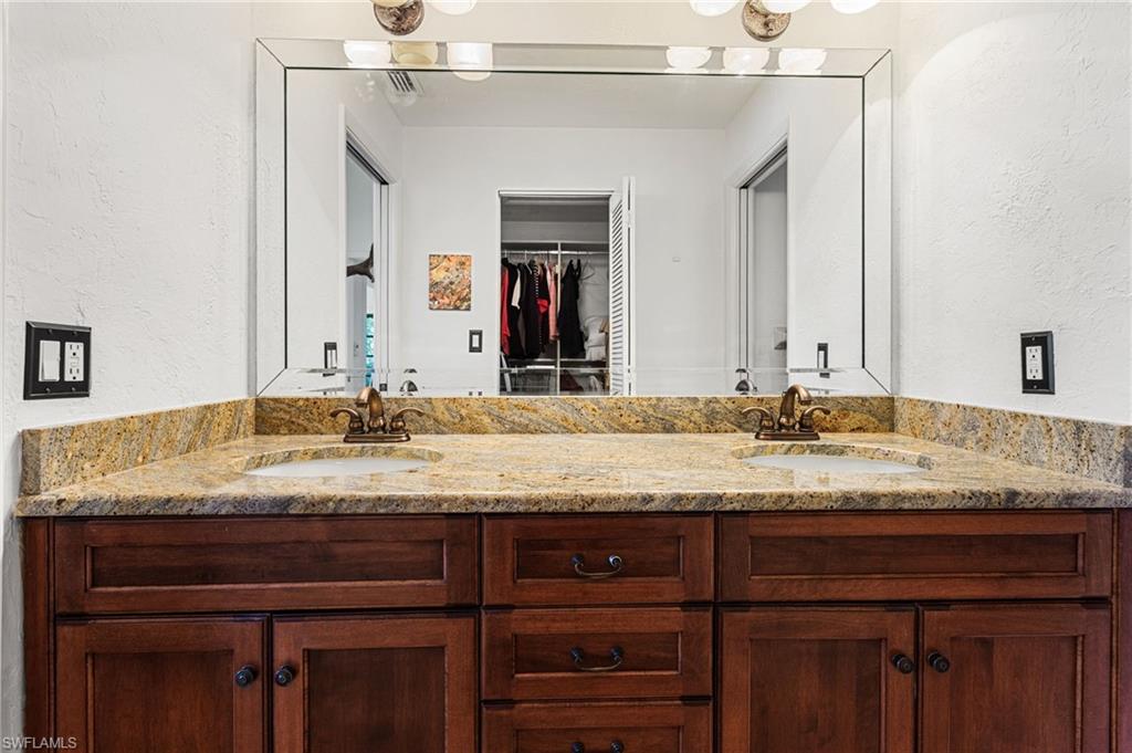SANDY PINES - Residential