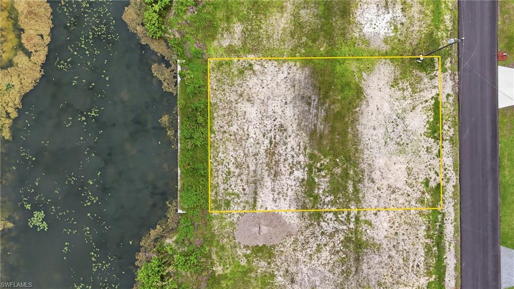 CAPE CORAL - Land