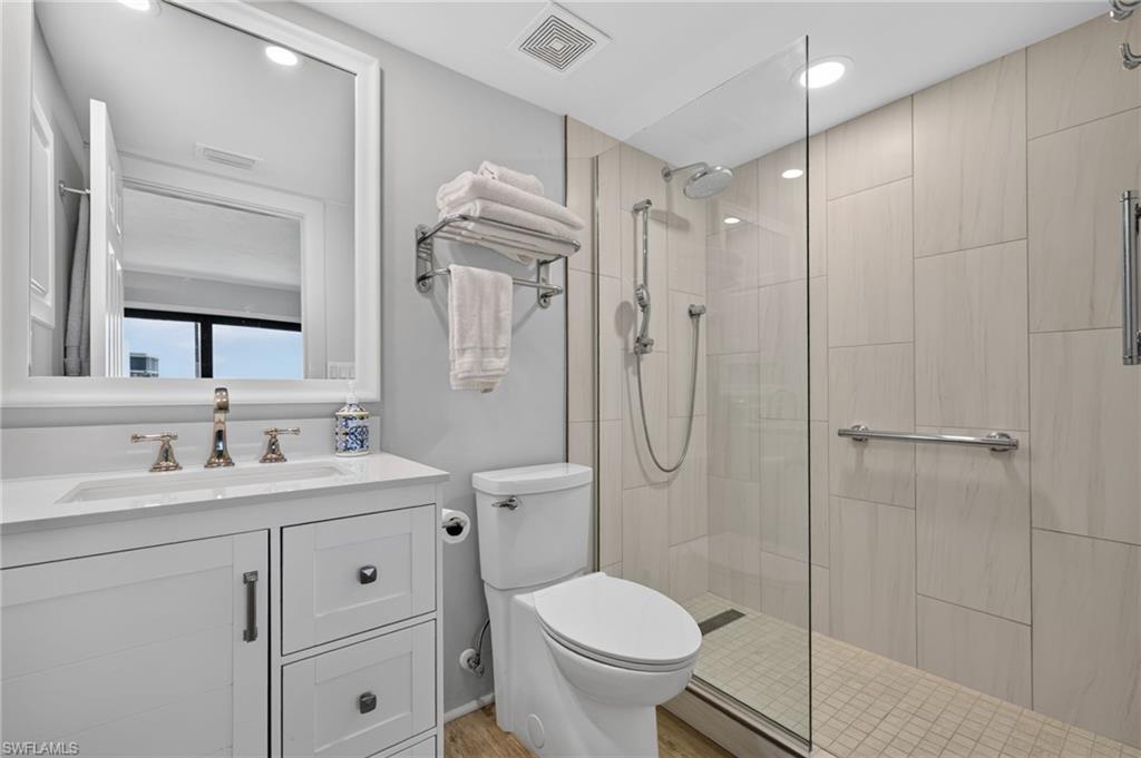 SAND POINTE - Residential