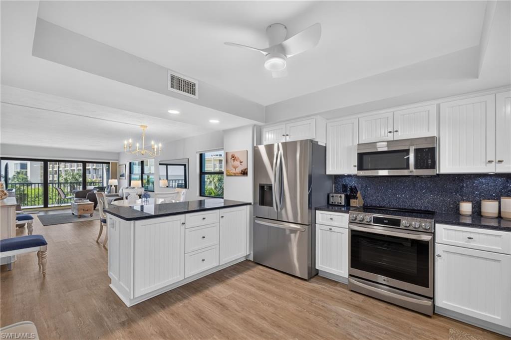 SAND POINTE - Residential
