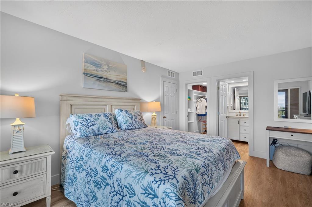 SAND POINTE - Residential