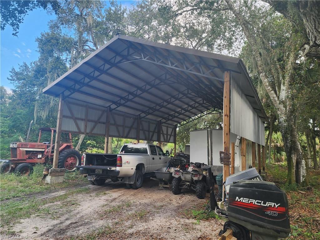 CLEWISTON - Land