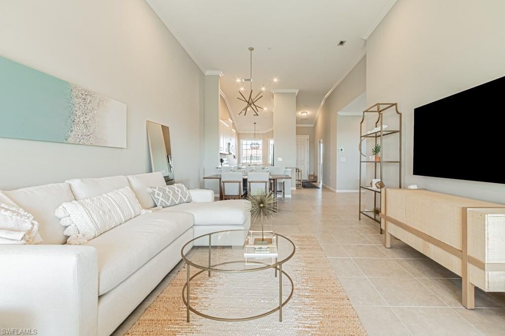 ESPLANADE - Residential Lease