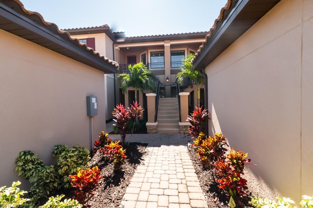ESPLANADE - Residential Lease