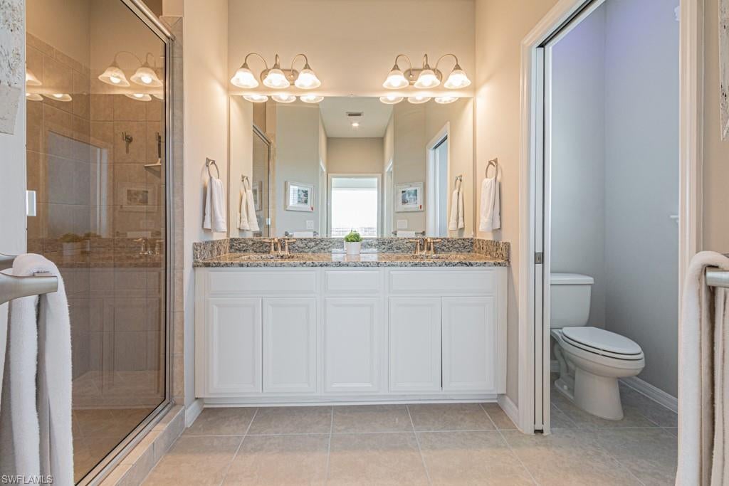 ESPLANADE - Residential Lease