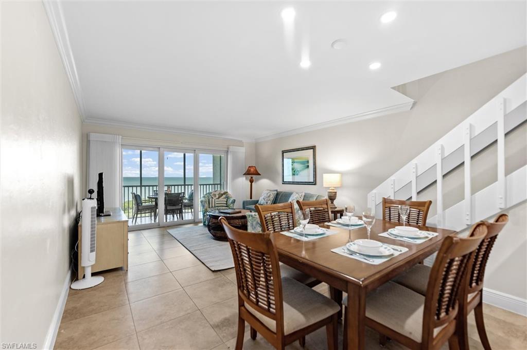BAYSIDE VILLAS - Residential