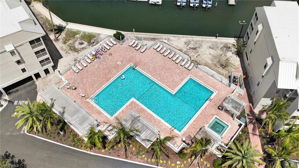 BAYSIDE VILLAS - Residential